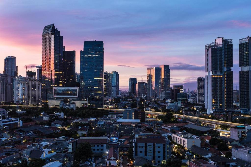Oyo 146 Menteng Residence Jakarta Exterior photo